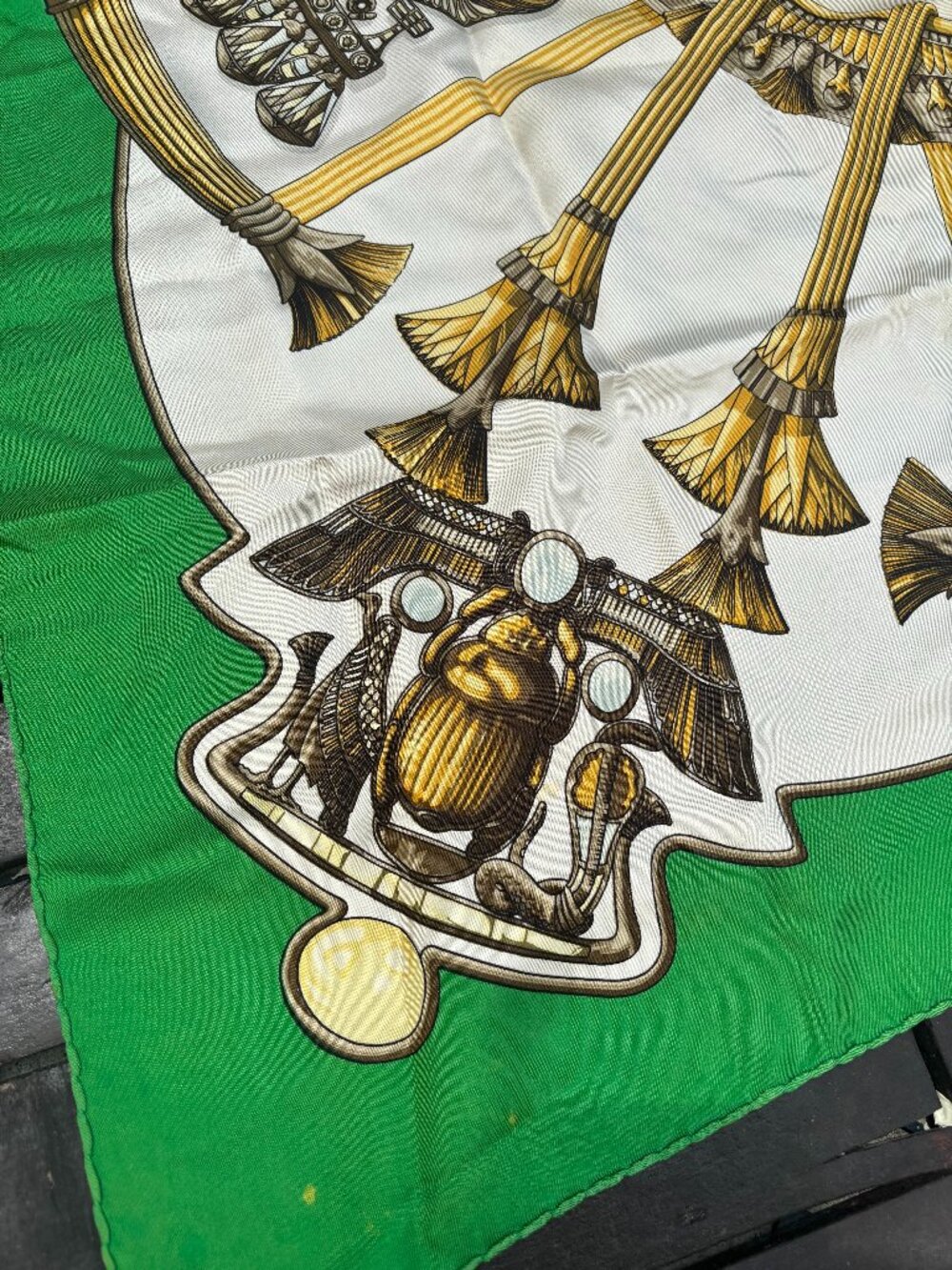 Authentic HERMES Carre 90 Scarf Egypt Motif Silk Green - Picture 2 of 5